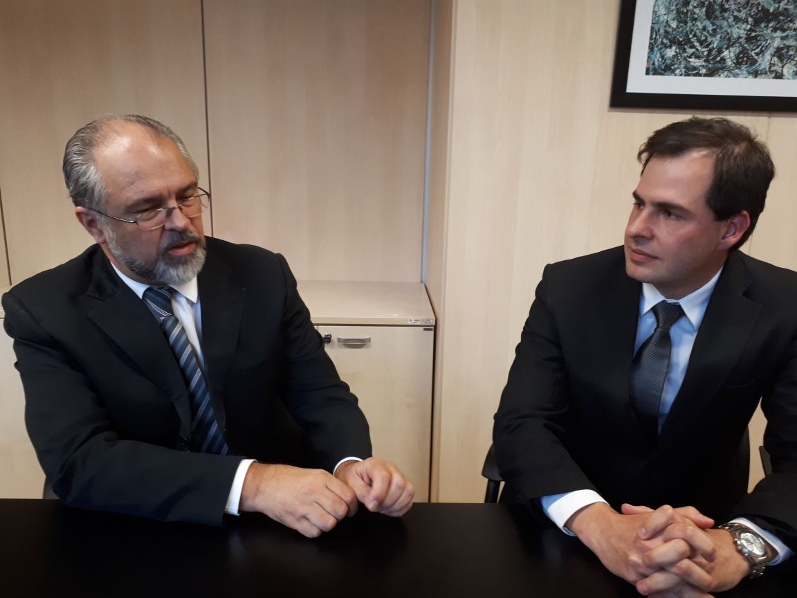 Orion Teixeira e Dr. Daniel de Carvalho Guimarães